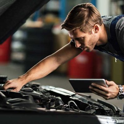 Why Professional Towing Equipment Matters: Flatbed vs. Wheel-Lift Recovery in Toledo